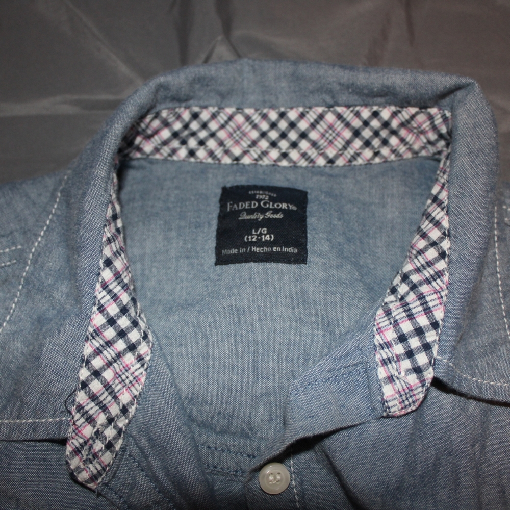 Jean button down - Picture 2 of 2
